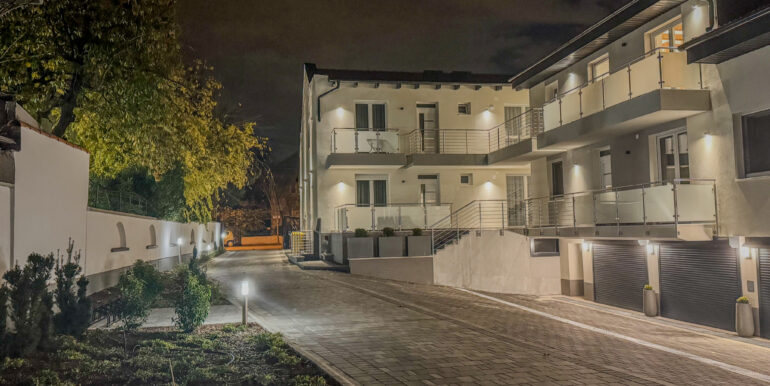 Ház_éjszakai_Andi_1