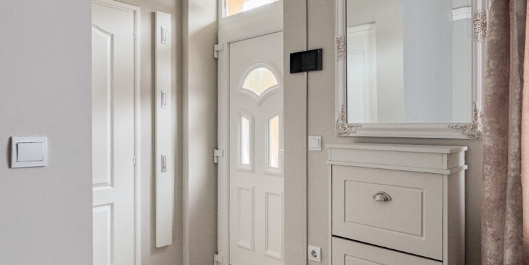 2c26a7bb-d481-44de-a857-8c68eeabbb6f